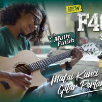 video status wa main gitar bareng temen