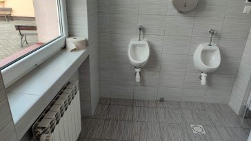 School toilets hentai