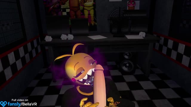 Hyper toy chica boobjob