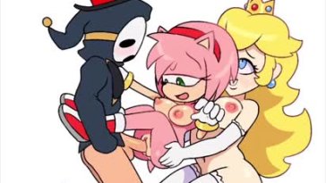 Amy Sandwiched [basicarts]