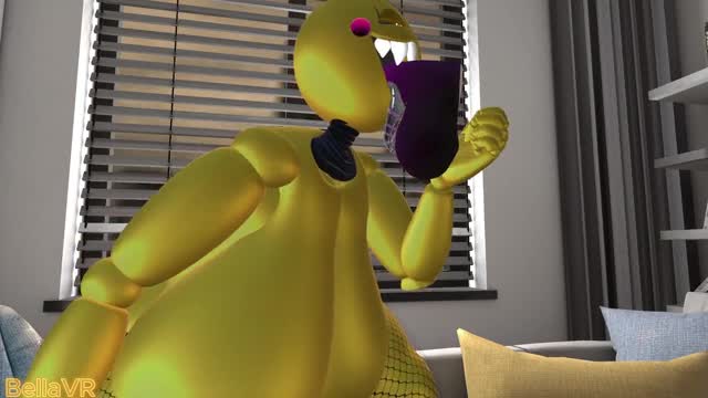Toy chica sucks dildo
