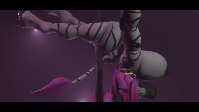 Wennie the zebra poledance