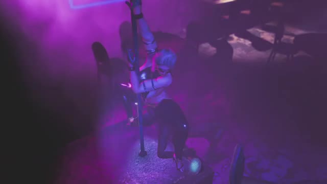 Meredith Stout seduces big black cock for fun in strip club after work