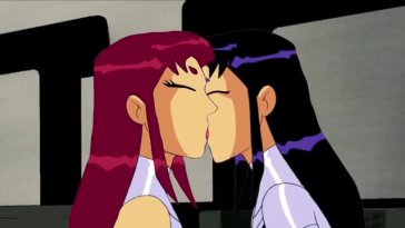 Starfire Kissing Blackfire