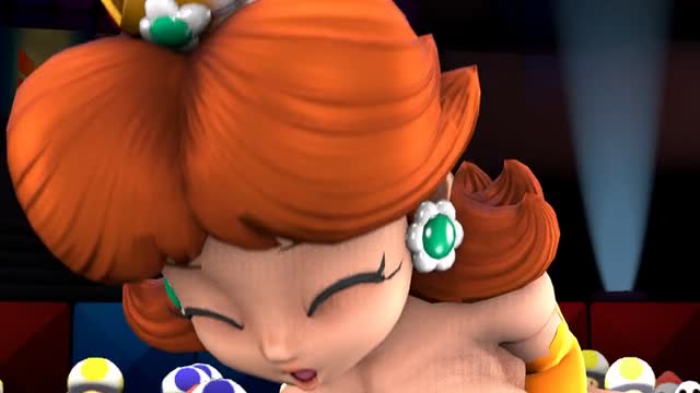 Peach vs Daisy Cock battle