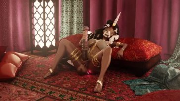Aisha use a vibrator