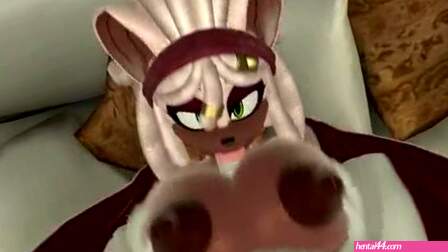 Rouge titty blowjob