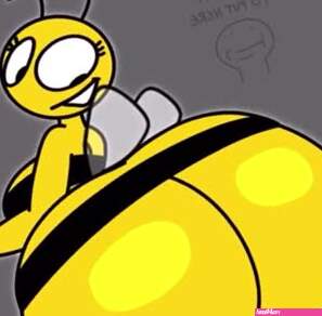 Lena_Bee Throws ASS!